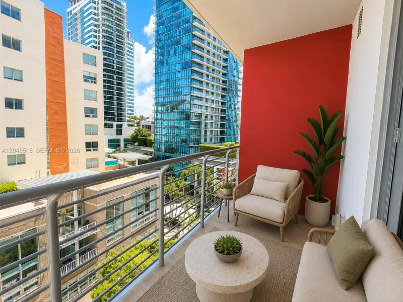 90 NE 32nd St #814, photo 2
