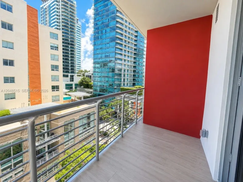 90 NE 32nd St #814, photo 3