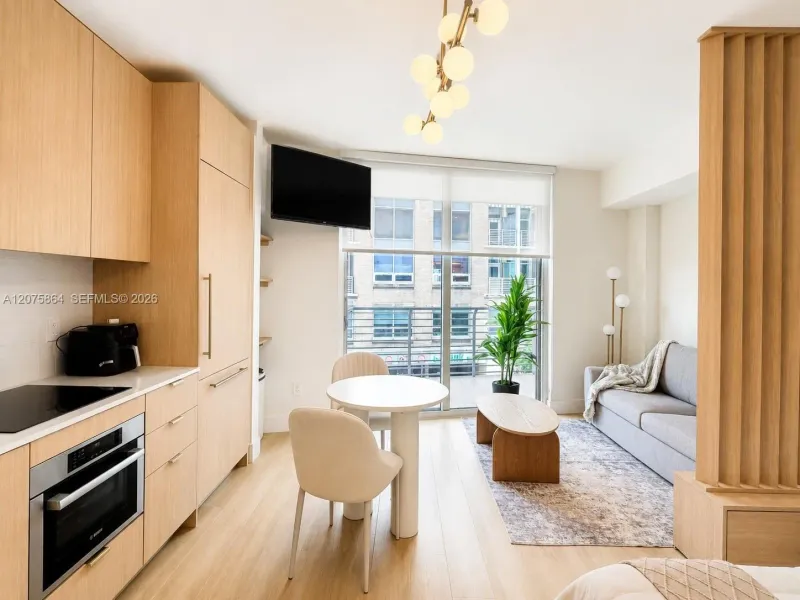 90 NE 32nd St #314, photo 4